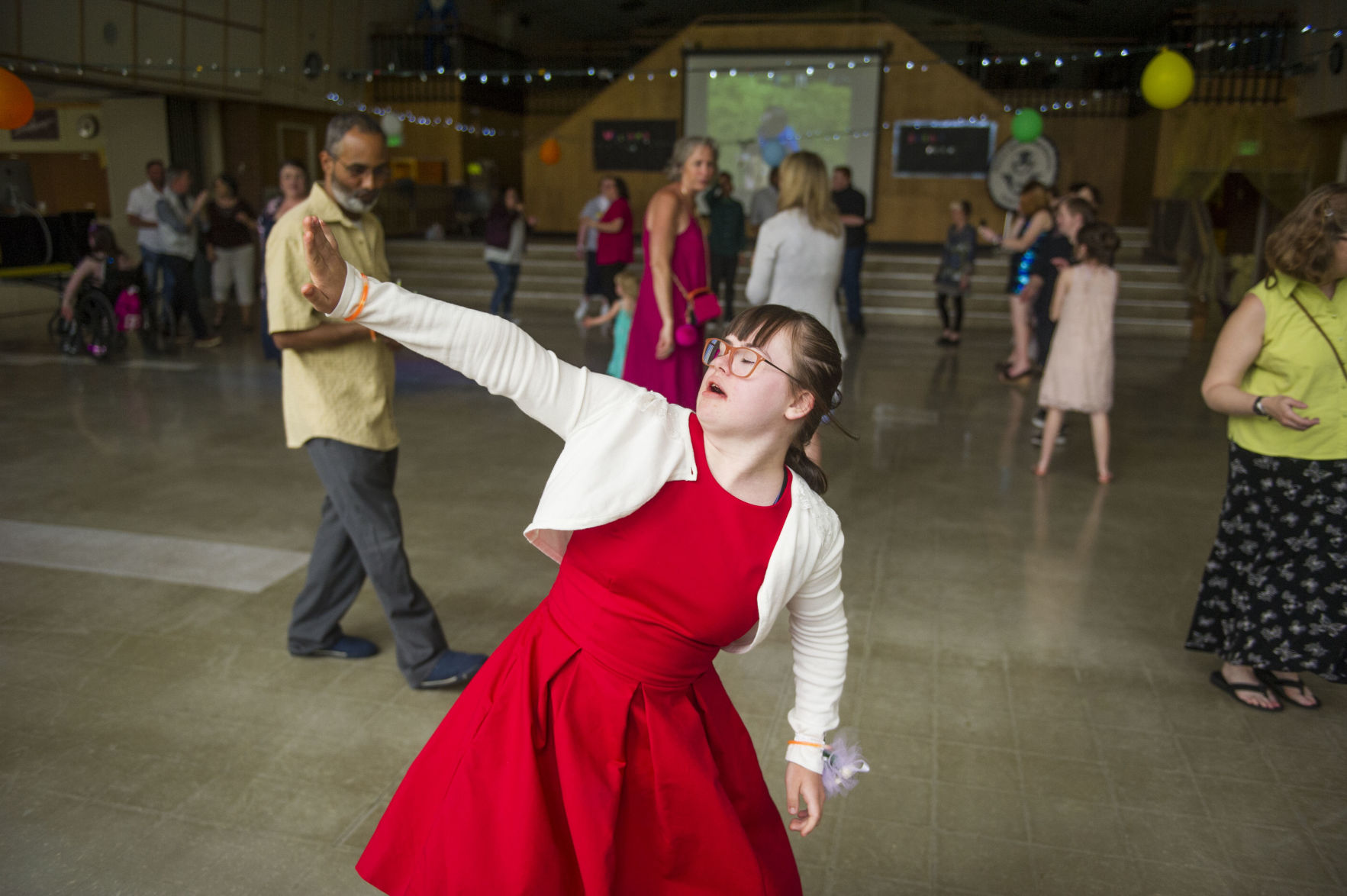 1905 WaHi-SpecialProm.GL_0739.jpg